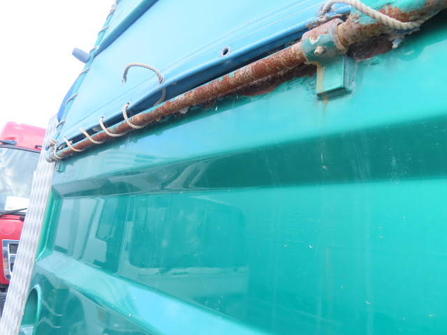 三菱ふそうスーパーグレートダンプ大型（10t）[写真34]