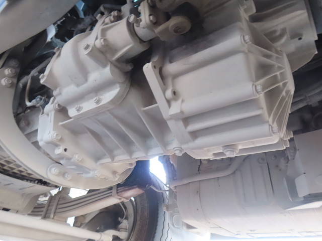 三菱ふそうスーパーグレートダンプ大型（10t）[写真07]