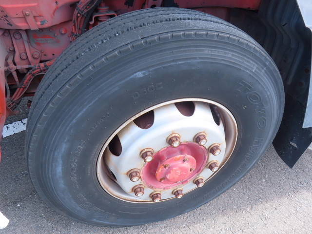 三菱ふそうスーパーグレート冷蔵冷凍ウイング大型（10t）[写真13]