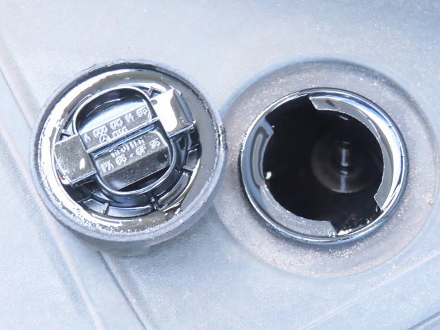 三菱ふそうスーパーグレート冷蔵冷凍ウイング大型（10t）[写真17]