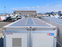 三菱ふそうスーパーグレート冷蔵冷凍ウイング大型（10t）[写真08]