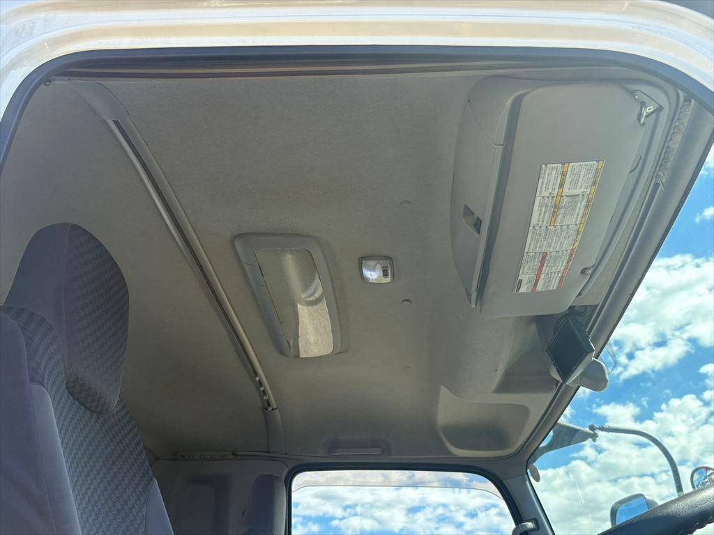 いすゞフォワードアルミウイング中型（4t）[写真24]