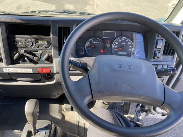 いすゞエルフダブルキャブ（Wキャブ）小型（2t・3t）[写真10]