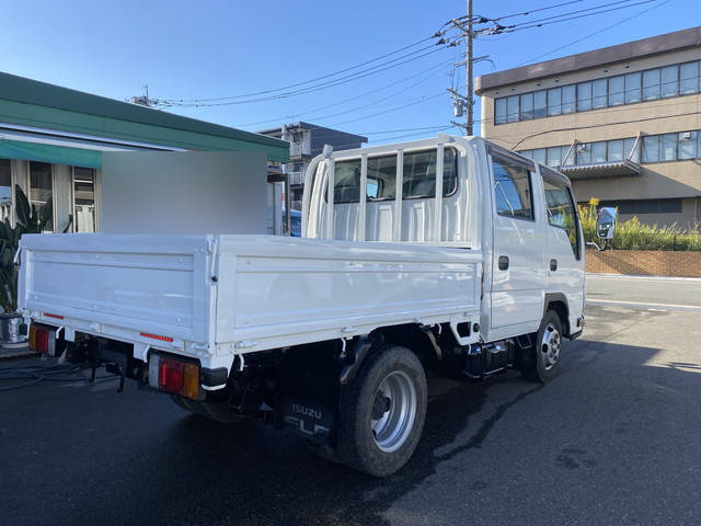 いすゞエルフダブルキャブ（Wキャブ）小型（2t・3t）[写真03]
