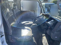 いすゞエルフダブルキャブ（Wキャブ）小型（2t・3t）[写真10]