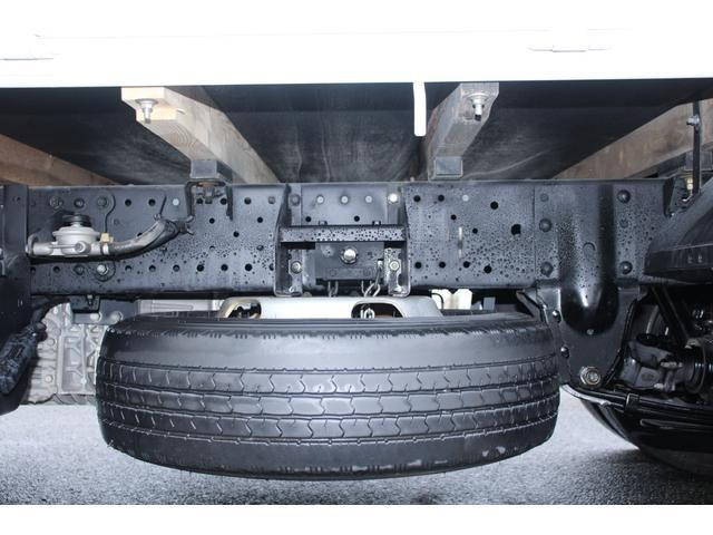 いすゞエルフ平ボディ小型（2t・3t）[写真20]