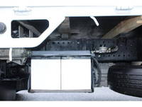 いすゞエルフ平ボディ小型（2t・3t）[写真23]