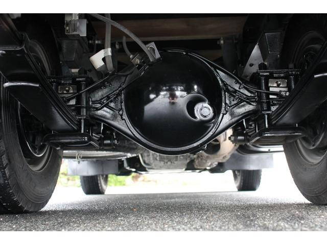 いすゞエルフ平ボディ小型（2t・3t）[写真23]