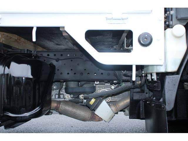 いすゞエルフ平ボディ小型（2t・3t）[写真24]