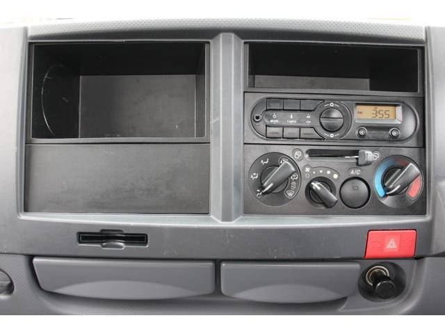 いすゞエルフ平ボディ小型（2t・3t）[写真29]