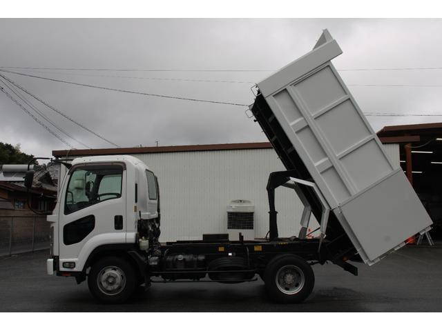 いすゞフォワード深ダンプ（土砂禁ダンプ）中型（4t）[写真13]