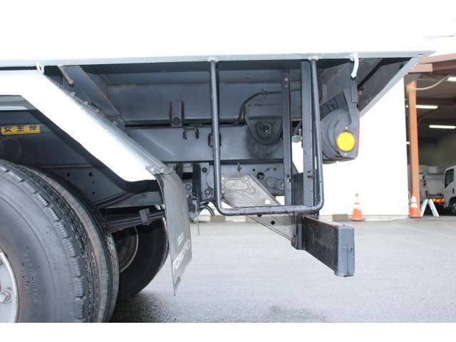 いすゞフォワード深ダンプ（土砂禁ダンプ）中型（4t）[写真18]