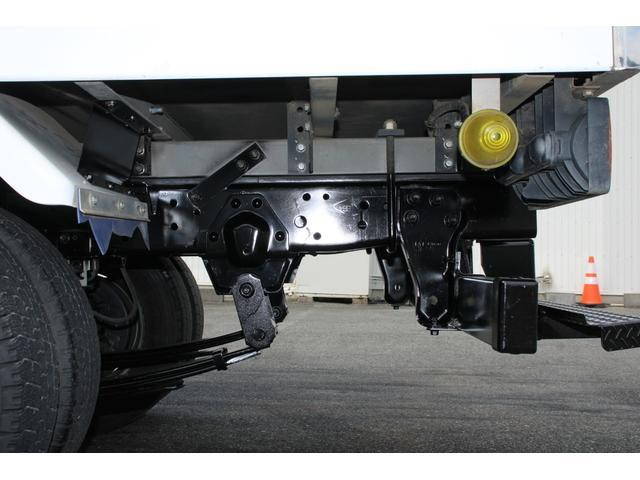 いすゞエルフ冷凍車（冷蔵車）小型（2t・3t）[写真17]