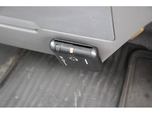 いすゞエルフ冷凍車（冷蔵車）小型（2t・3t）[写真37]