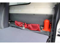 いすゞエルフ冷凍車（冷蔵車）小型（2t・3t）[写真41]