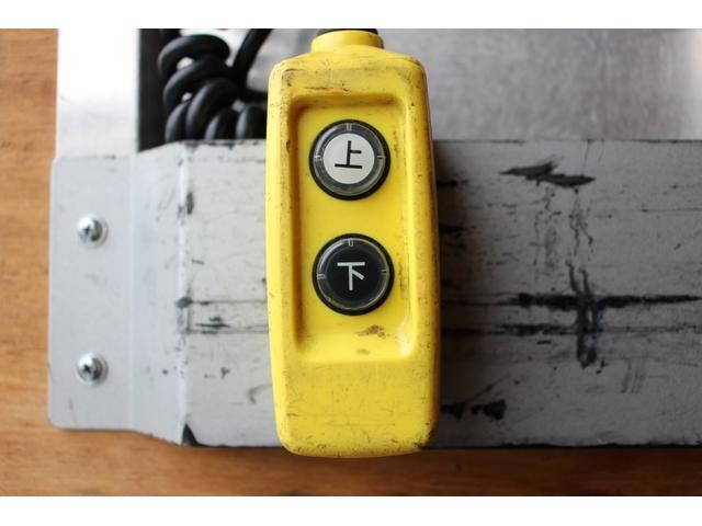 トヨタダイナアルミバン小型（2t・3t）[写真17]