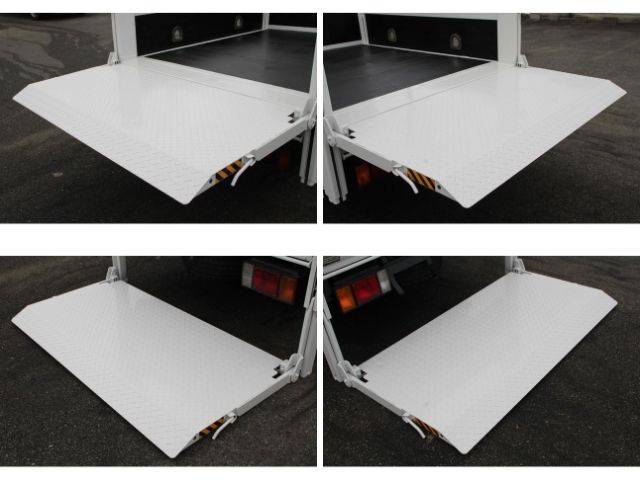 いすゞエルフダブルキャブ（Wキャブ）小型（2t・3t）[写真13]