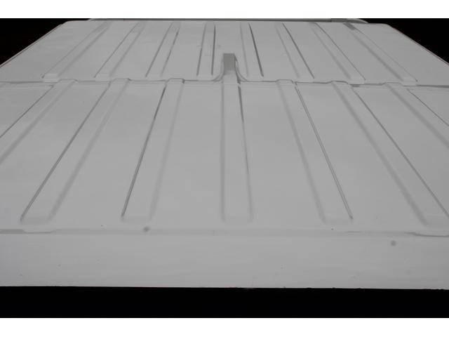 いすゞエルフダブルキャブ（Wキャブ）小型（2t・3t）[写真09]