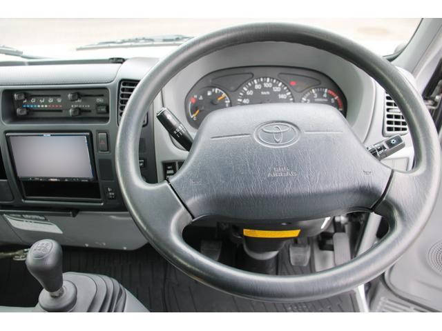 トヨタダイナ平ボディ小型（2t・3t）[写真24]