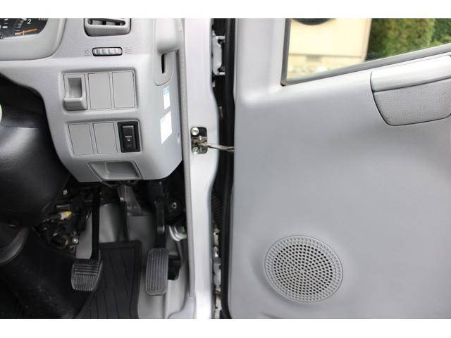 トヨタダイナ平ボディ小型（2t・3t）[写真30]