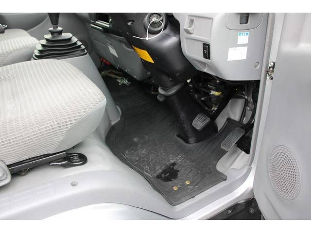 トヨタダイナ平ボディ小型（2t・3t）[写真31]