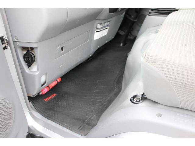 トヨタダイナ平ボディ小型（2t・3t）[写真35]