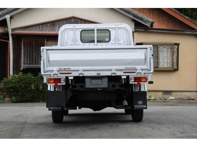 トヨタダイナ平ボディ小型（2t・3t）[写真06]