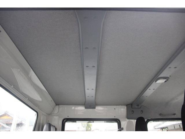 三菱ふそうキャンターダブルキャブ（Wキャブ）小型（2t・3t）[写真31]