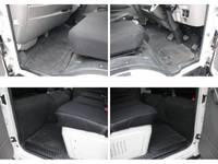 三菱ふそうキャンターダブルキャブ（Wキャブ）小型（2t・3t）[写真36]