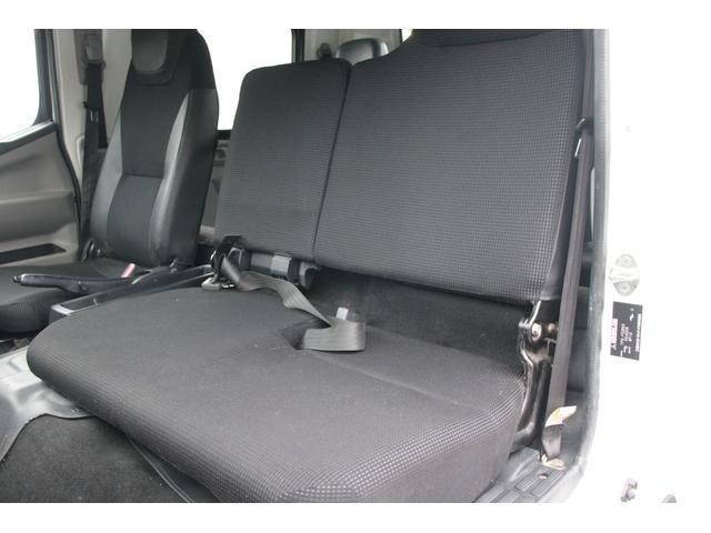 三菱ふそうキャンターダブルキャブ（Wキャブ）小型（2t・3t）[写真36]