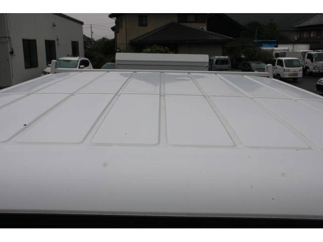 三菱ふそうキャンターダブルキャブ（Wキャブ）小型（2t・3t）[写真09]