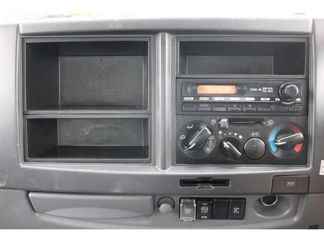 いすゞフォワード深ダンプ（土砂禁ダンプ）中型（4t）[写真32]