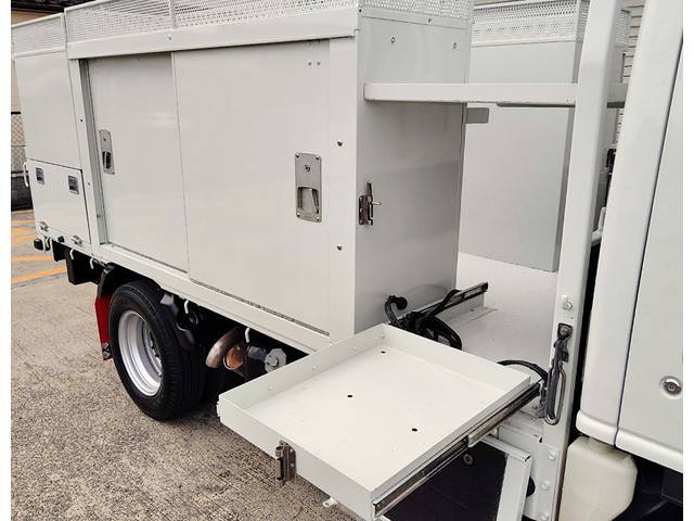 いすゞエルフクレーン3段小型（2t・3t）[写真11]