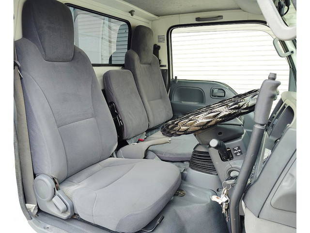 いすゞエルフクレーン3段小型（2t・3t）[写真15]