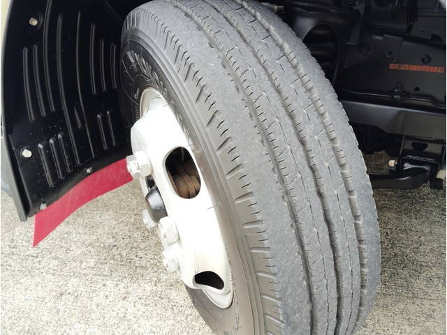 いすゞエルフクレーン3段小型（2t・3t）[写真27]