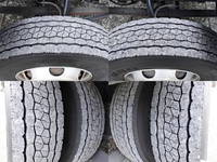 いすゞフォワードアルミウイング中型（4t）[写真12]