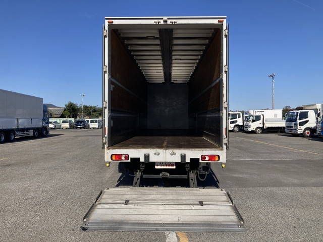 UDトラックスクオンアルミウイング大型（10t）[写真11]