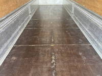 UDトラックスクオンアルミウイング大型（10t）[写真19]