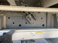 UDトラックスクオンアルミウイング大型（10t）[写真26]