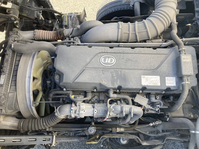 UDトラックスクオンアルミウイング大型（10t）[写真29]