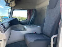 UDトラックスクオンアルミウイング大型（10t）[写真35]