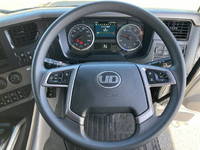 UDトラックスクオンアルミウイング大型（10t）[写真37]