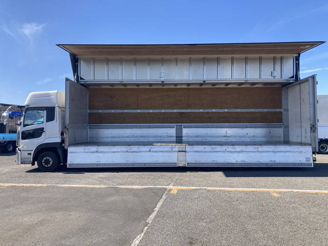 UDトラックスクオンアルミウイング大型（10t）[写真06]