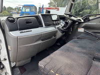 三菱ふそうキャンターダンプ小型（2t・3t）[写真19]