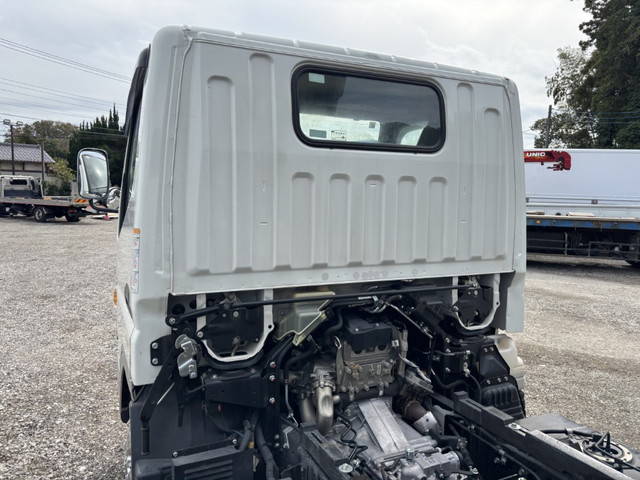 三菱ふそうキャンターダンプ小型（2t・3t）[写真19]