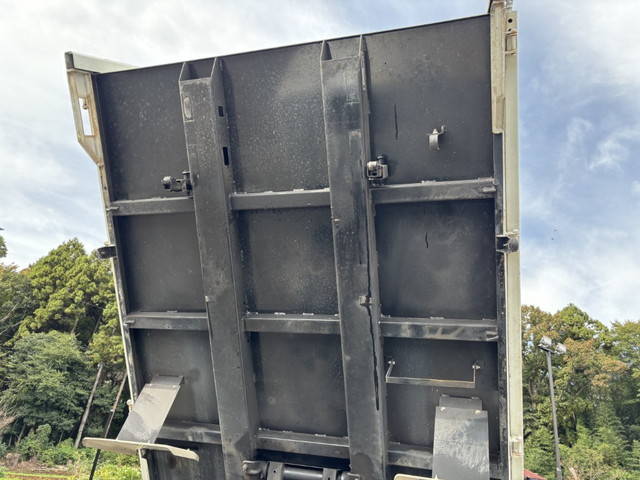 三菱ふそうキャンターダンプ小型（2t・3t）[写真25]