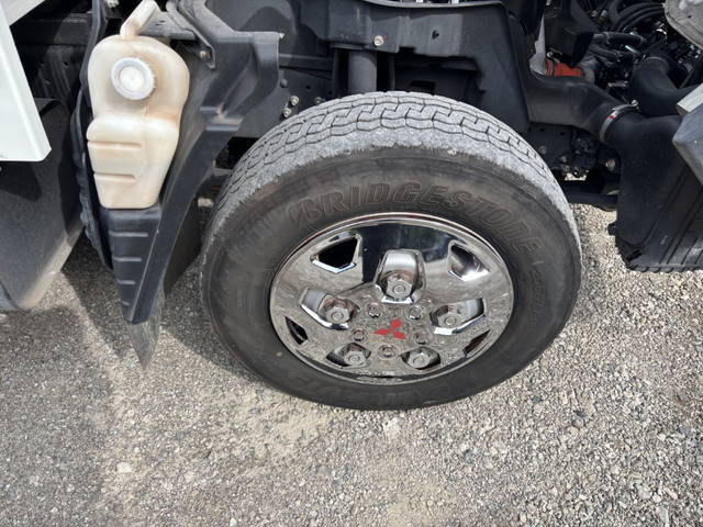 三菱ふそうキャンターダンプ小型（2t・3t）[写真33]