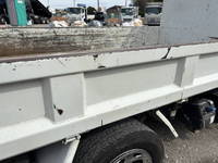 三菱ふそうキャンターダンプ小型（2t・3t）[写真38]