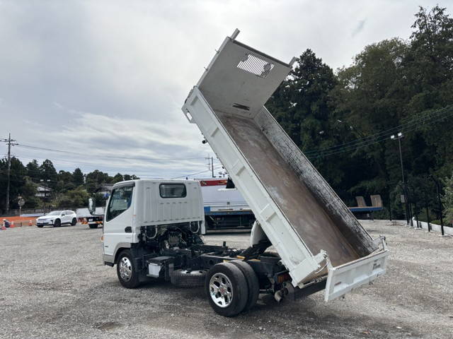 三菱ふそうキャンターダンプ小型（2t・3t）[写真04]
