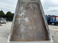 三菱ふそうキャンターダンプ小型（2t・3t）[写真09]